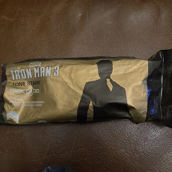 Marvel Avengers RealD 3D glasses - Picture 2 of 9